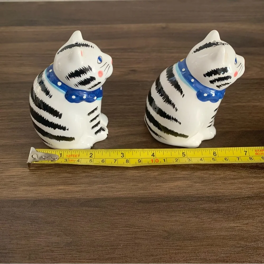 Coco Dowley White Black Cat Blue Bandana Cookie jar Salt & Pepper Shakers Set